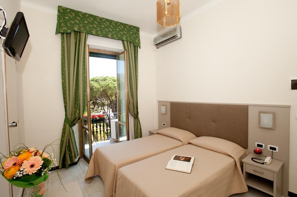 Hotel Giulio Cesare Rapallo Exteriér fotografie