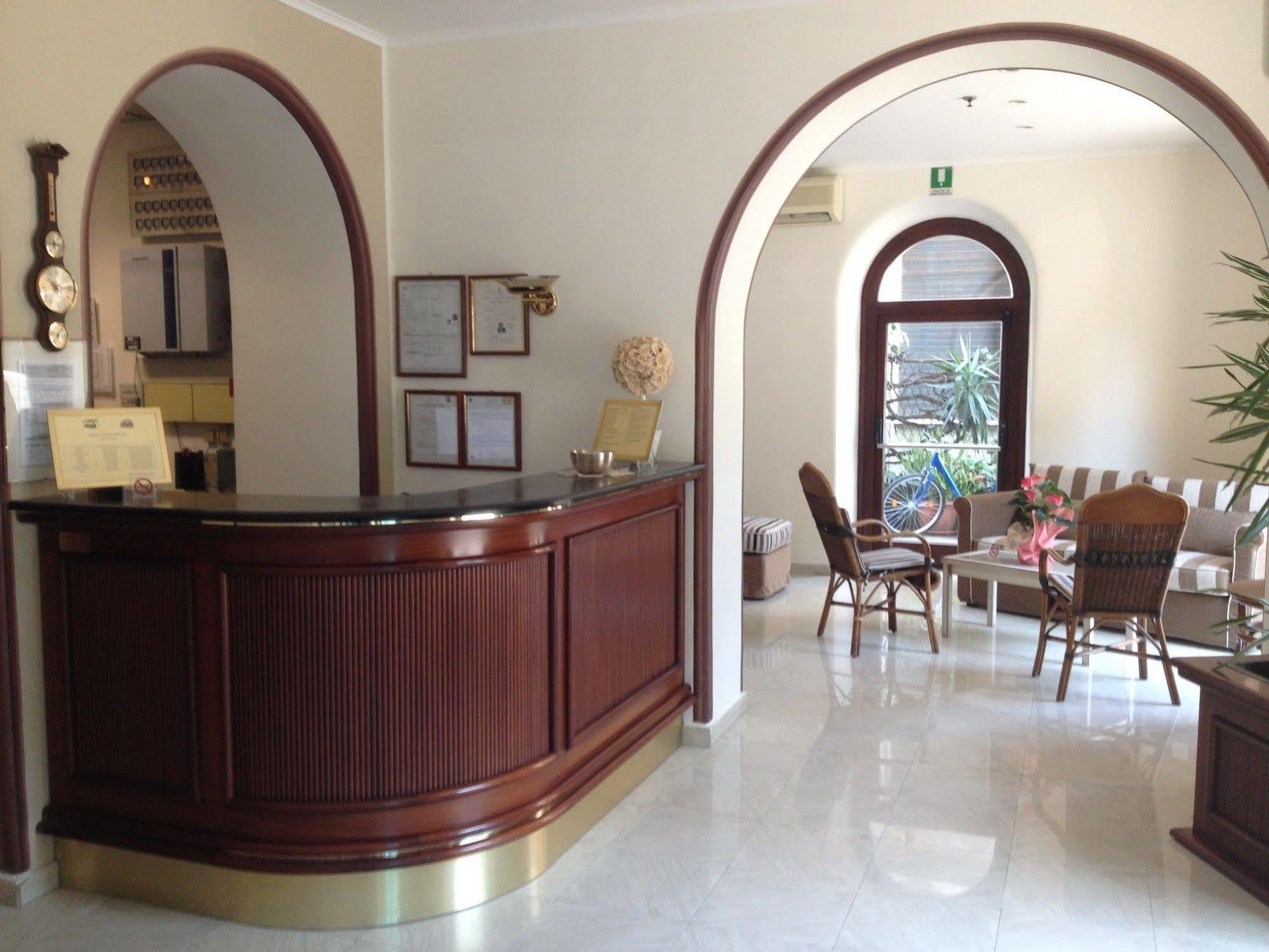Hotel Giulio Cesare Rapallo Exteriér fotografie